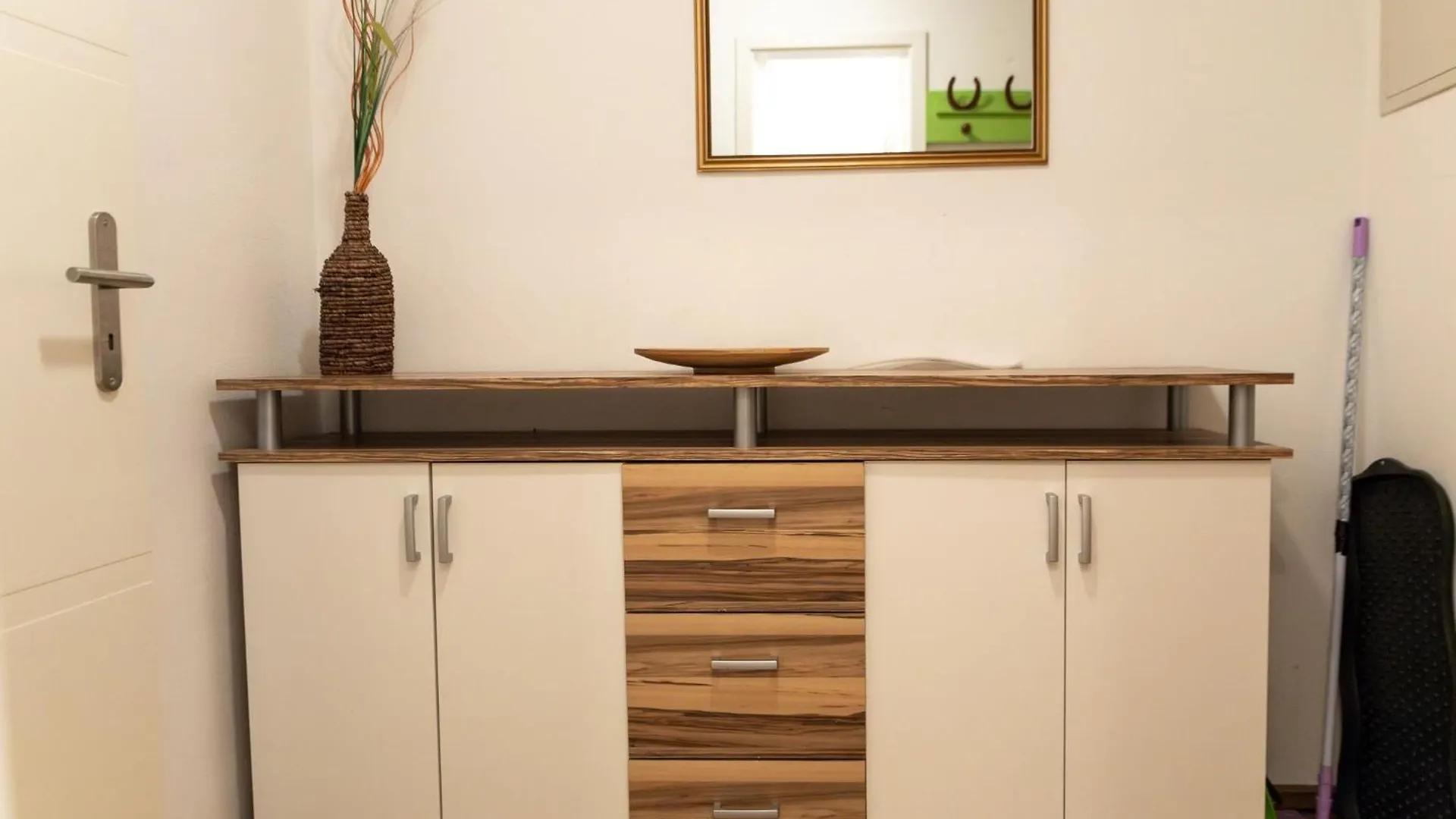 Apartment Ferienwohnung Mit Balkon Und Geschirrspuelmaschine Weissenstadt
