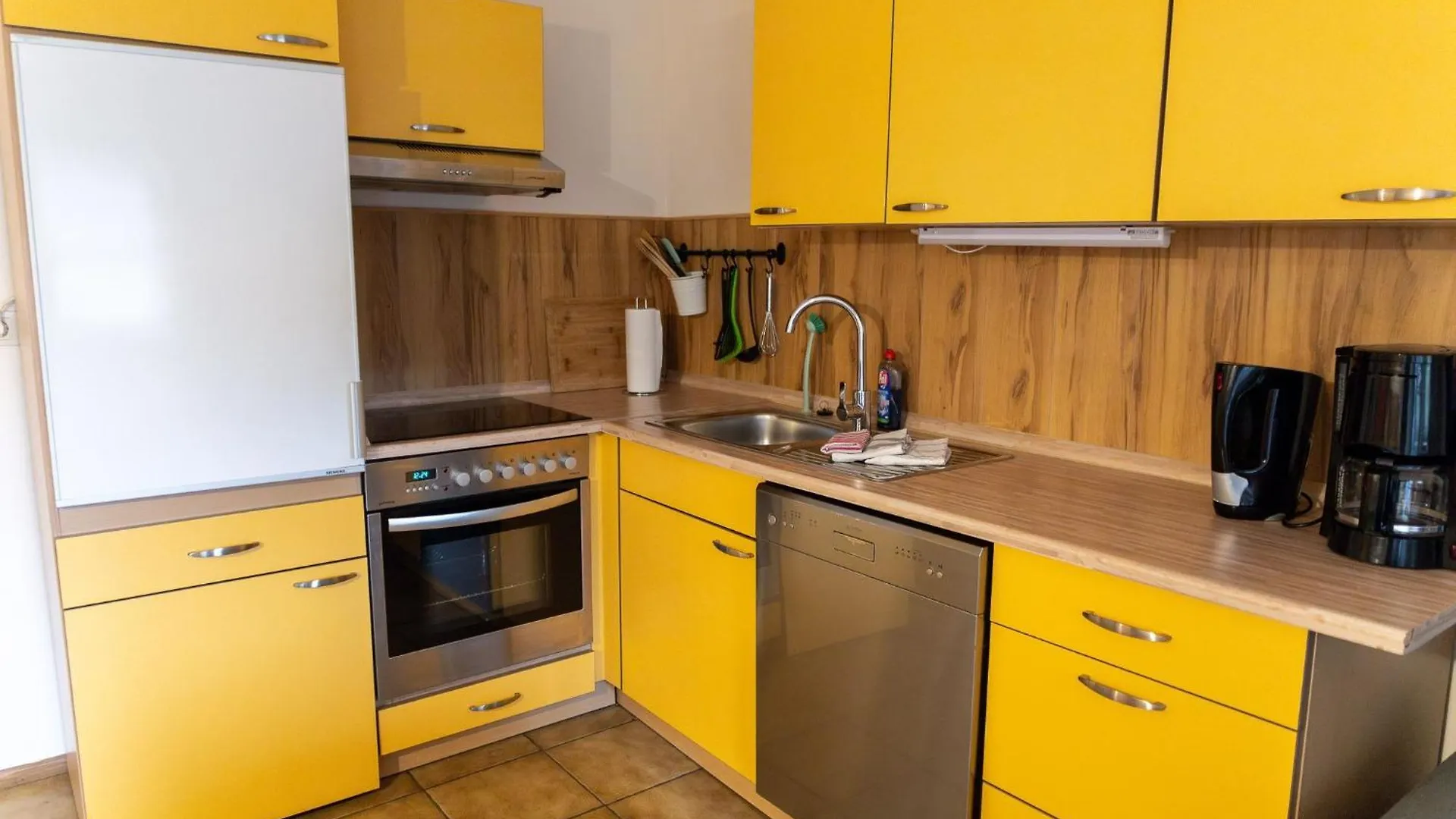 Ferienwohnung Mit Balkon Und Geschirrspuelmaschine Weissenstadt 0*,